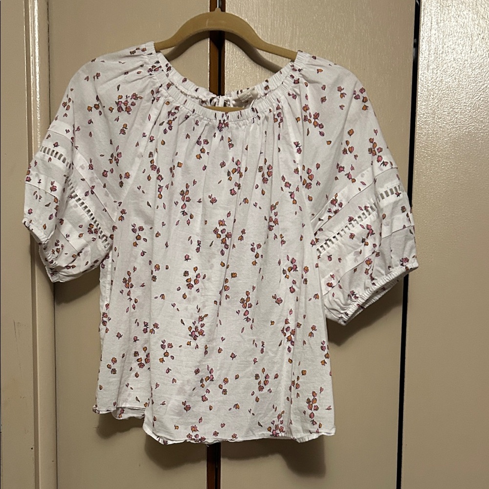 a.n.a White and Pink Floral Blouse